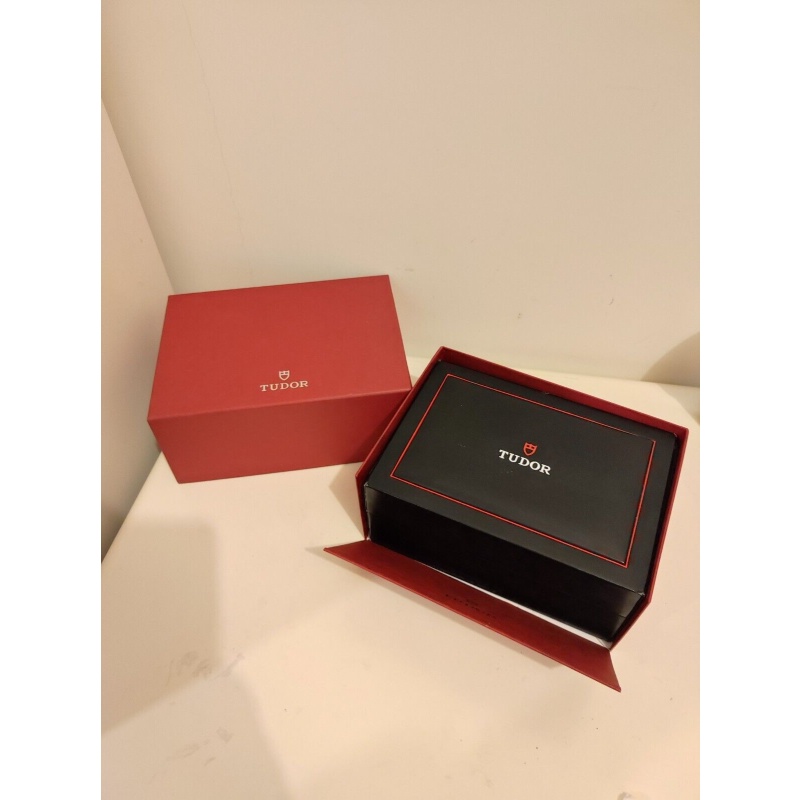 Tudor counter genuine packaging set